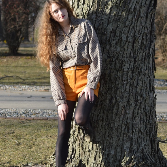 1970's Basic Button Down Blouse size L-XL - Picture 2 of 6